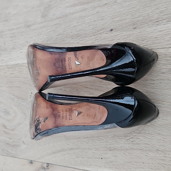 Schutz Cendi Vinyl & Patent Leather Pumps - Picture 7 of 16